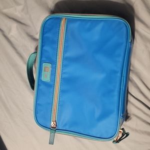 Me to We blue lunchbox